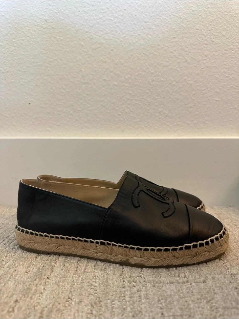 CHANEL Black Leather Espadrille Flats with Interlocking CC